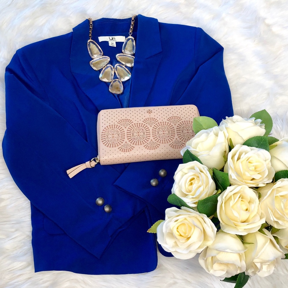 Sale 💕 Blue quarter sleeve blazer